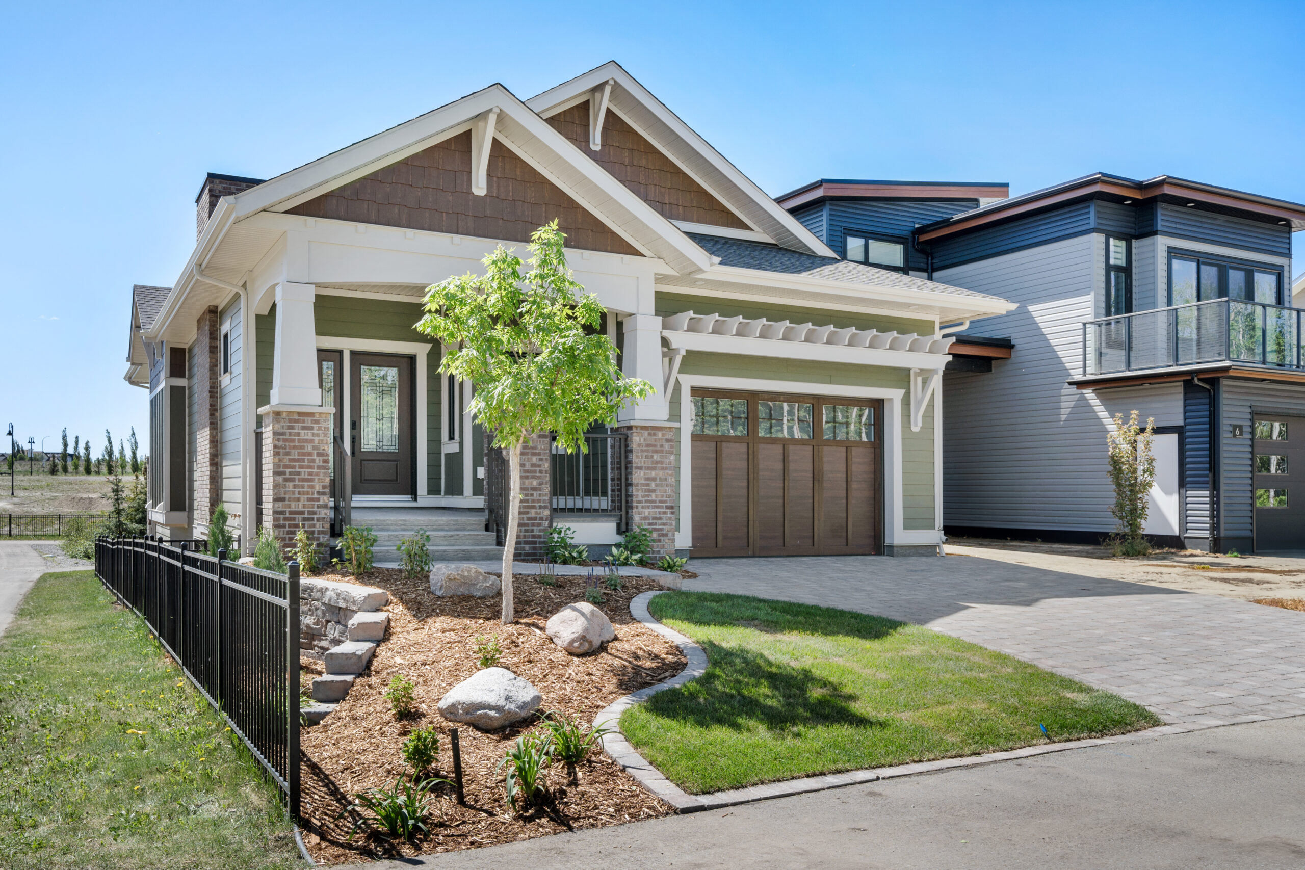 front exterior of a craftsman style bungalow built with graphite GS Panels for a high performance, energy efficient home in Sylvan Lake
