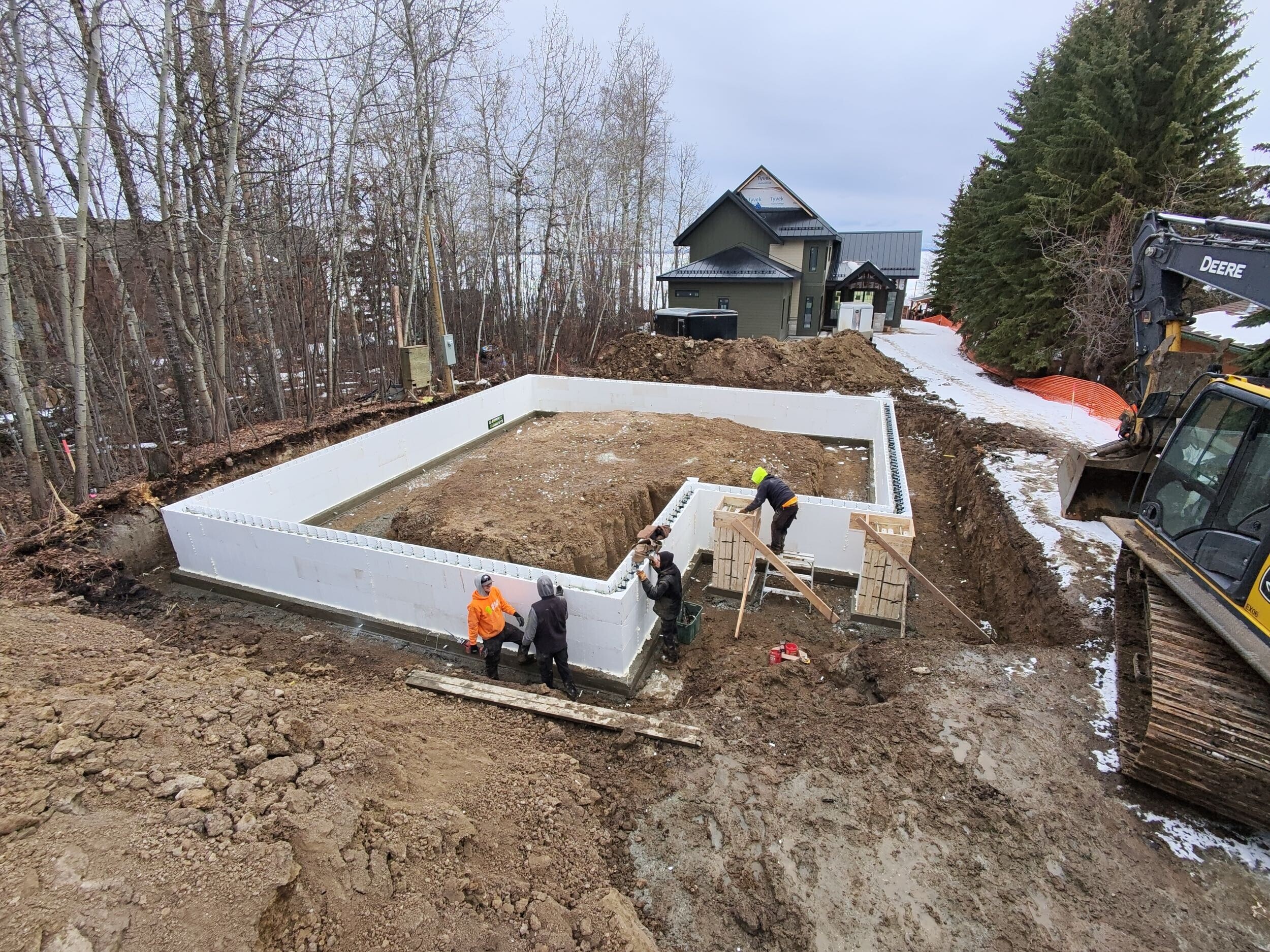 energy efficient, high performance garage designed and built by vleeming custom homes using GS Panels and ICF construction shown at foundation stage